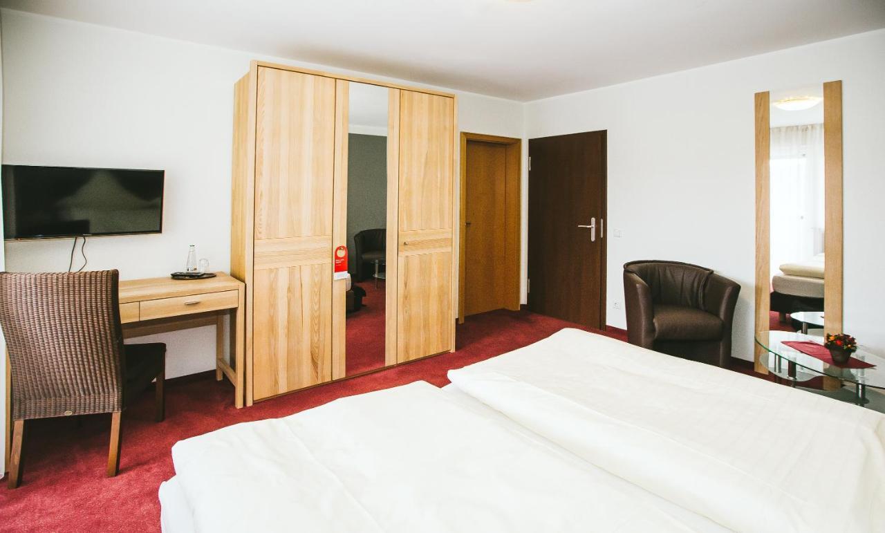 Schultes Landhaus Delbruck Bagian luar foto