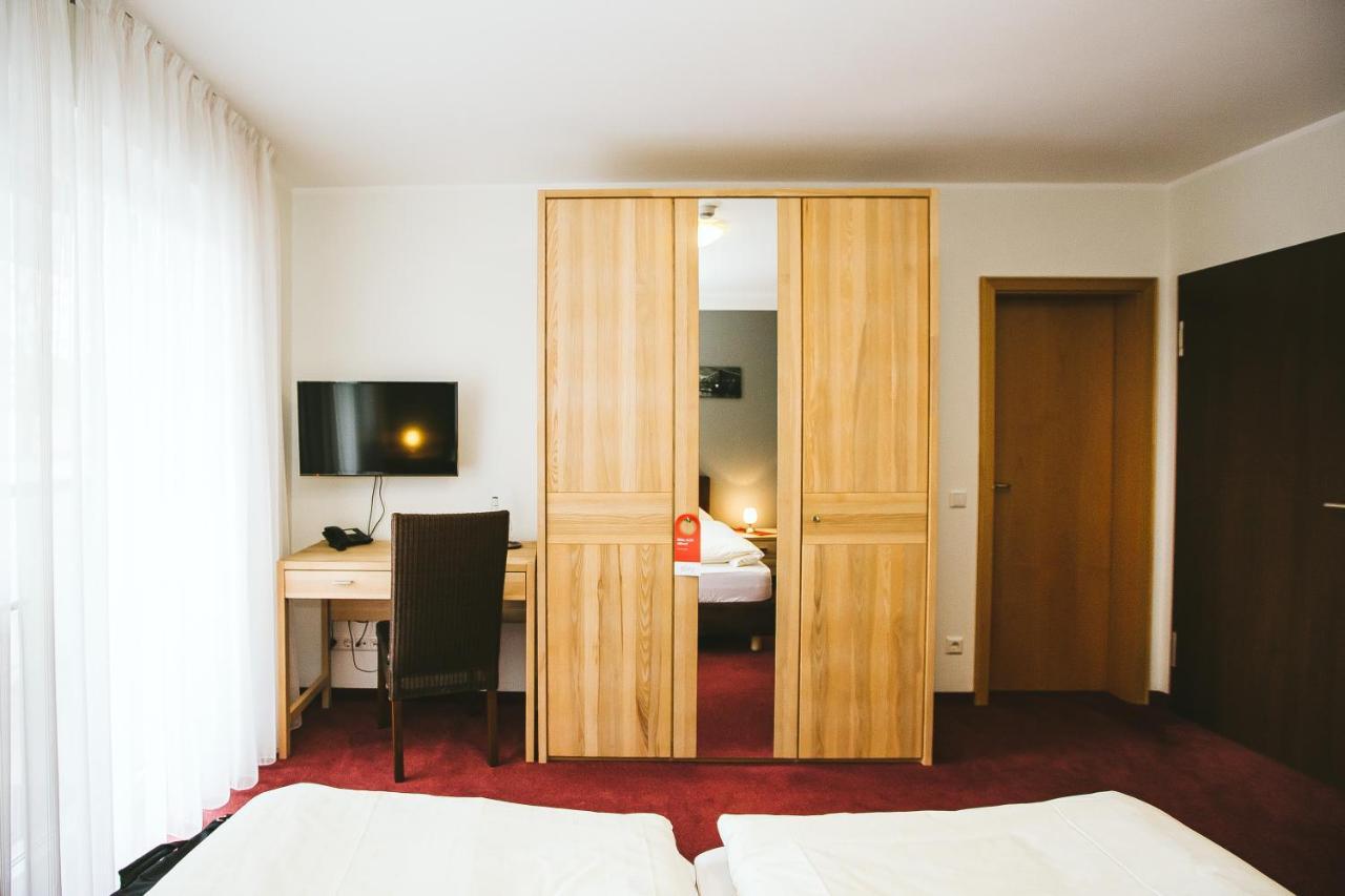 Schultes Landhaus Delbruck Bagian luar foto
